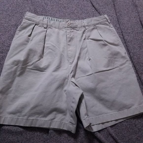 J Crew & Banana Republic Khaki Shorts - Picture 5 of 8